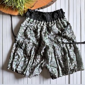 Vintage Bloomers Grn & Blk